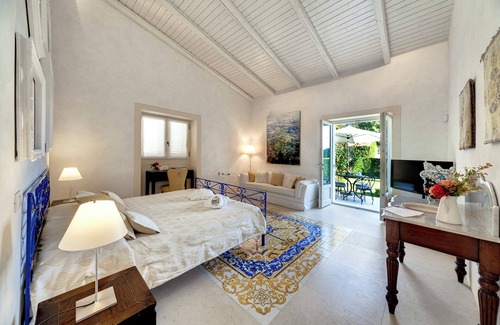 Syracuse Hotel | Donna Coraly Country Boutique Hotel