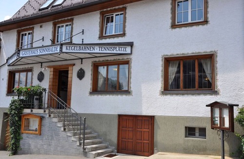 Radolfzell am Bodensee Apartment | Doppelzimmer Komfort-Plus mit eigenem Bad oder Dusche und WC