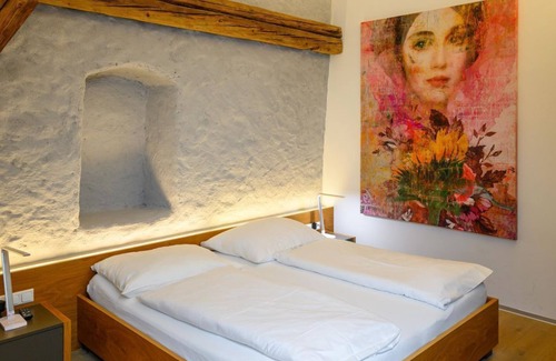 Enns House | Doppelzimmer, Dusche, WC - Appartement-hotel GH Zum Goldenen Schiff