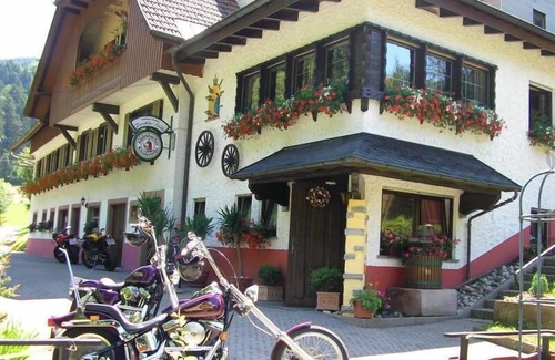 Oberharmersbach Apartment | Doppelzimmer mit Dusche und WC