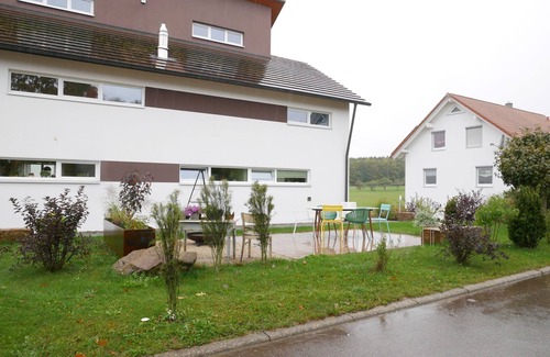 Thalheim Apartment | Doppelzimmer mit Bad und WC