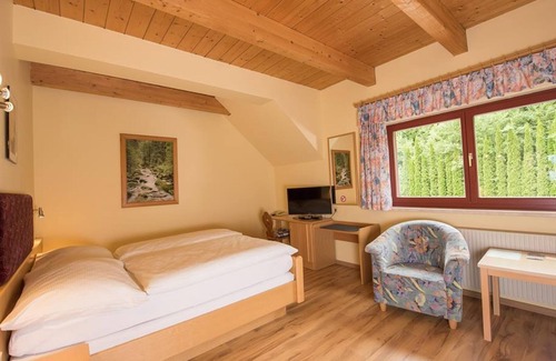 Aifersdorf House | Doppelzimmer mit Balkon/terasse - Hotel Restaurant Kärntner Stub´n