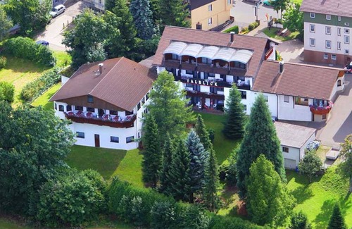 Schoemberg Apartment | Doppelzimmer Talseite Komfort mit Frühstück