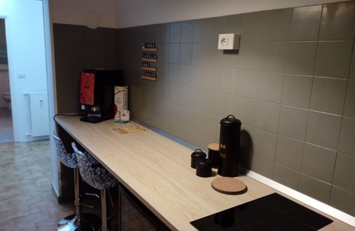 Ivrea House | Dora room/double single beds and shared bathroom - Ivrea la Bella - guest house