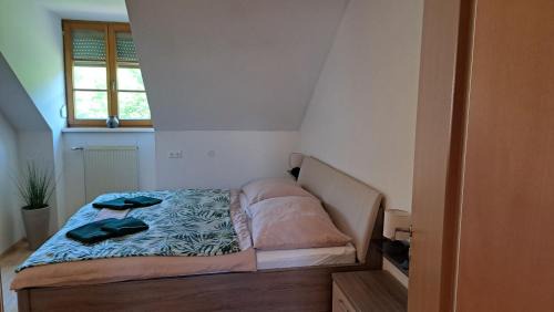 Schwarzenbach an der Golsen Hotel | Dorfgasthof und Frühstückspension Tiefenbacher