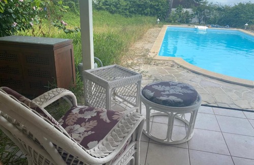 Punaauia House | Double bungalow avec chambres entièrement équipé sans vis à vis avec piscine