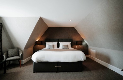Ellon Hotel | Double Ensuite at New Inn Hotel