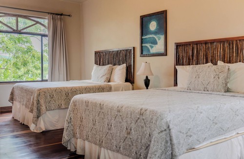 Popoyo Bed & Breakfast | Double Queen Garden View