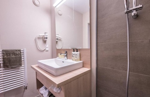 Seeboden House | Double room comfort south view breakfast - Hotel Moserhof