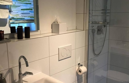 Weisenheim am Berg Bed & Breakfast | Double room - Alter Winzerhof