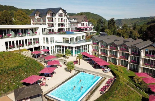 Loef House | Double Room Deluxe Wellness Shower-HP Rate BI 2P - Moselstern Parkhotel