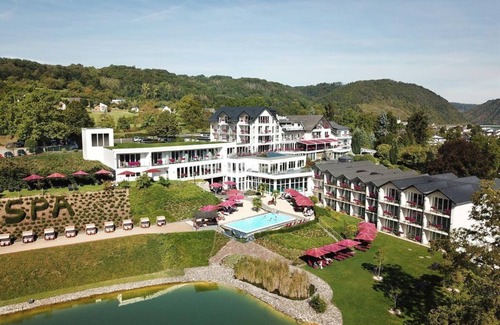 Loef House | Double room Exclusive-Standard Rate BI 2P - Moselstern Parkhotel Krähennest