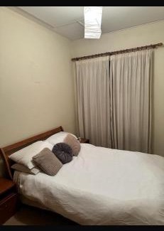 North Wall House | Double Room in a Cozy Apartment Dublin City Centre