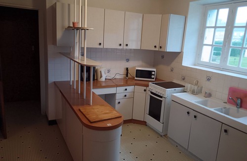 Carhaix-Plouguer House | Double room in Ty Coz in downtown Carhaix