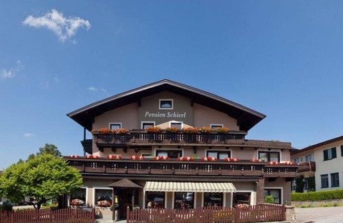 Faistenau Cottage | Double Room - Pension Schierl