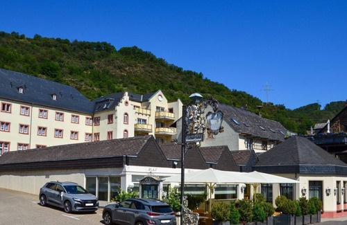 Karden House | Double Room Shower/WC Castle - Schloss-Hotel Petry