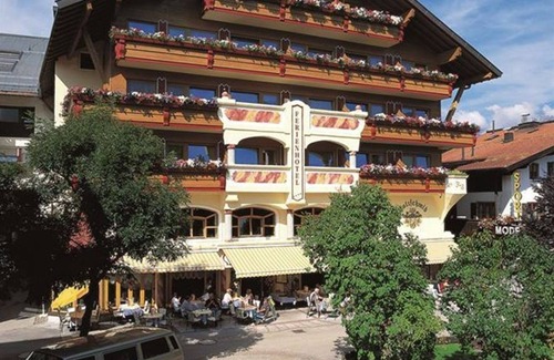 Seefeld Pedestrian Zone House | Double room small - Das Kaltschmid - Familotel Tirol