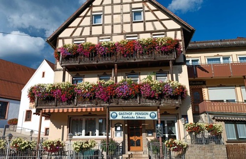 Obertrubach House | Double room with balcony and 2 separate beds - Gasthof-Pension