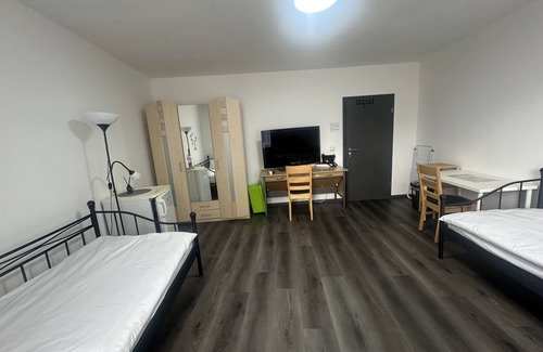 Rangierbahnhof-Siedlung Bed & Breakfast | double room with shared bathroom