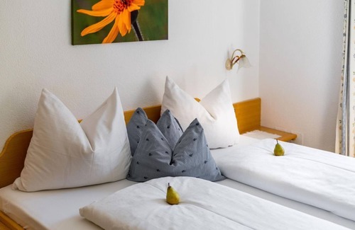 Weissenbach Other | Double room with shower, WC (short booking rate) - Linharterhof - Urlaub am