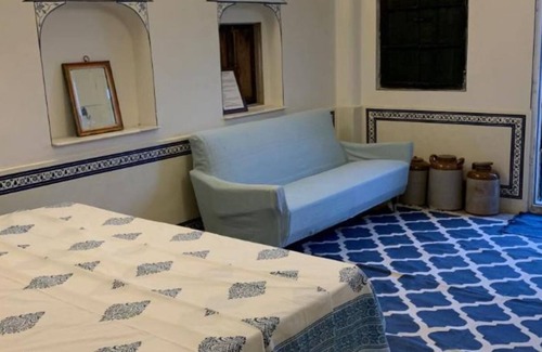 Pink City Apartment | Double Room with Terrace