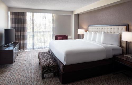 Greenwood Village Hotel | DoubleTree by Hilton Denver Tech