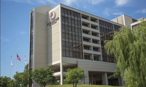 Oak Brook Hotel | DoubleTree by Hilton Chicago - Oak Brook