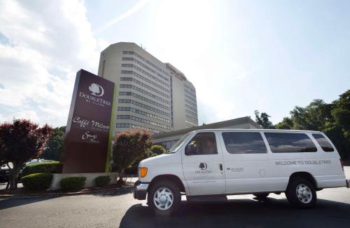 Fort Lee Hotel | DoubleTree by Hilton Fort Lee/George Washington Bridge