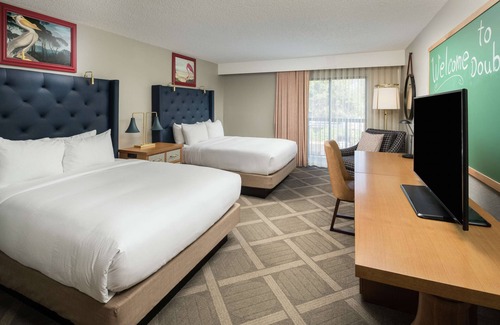 Gainesville Hotel | DoubleTree by Hilton Gainesville