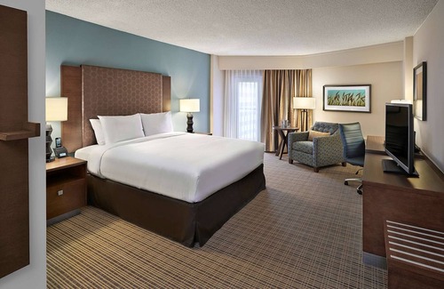 Regina Hotel | DoubleTree by Hilton Hotel & Conference Centre Regina