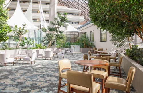 Rochester Hotel | DoubleTree by Hilton Rochester