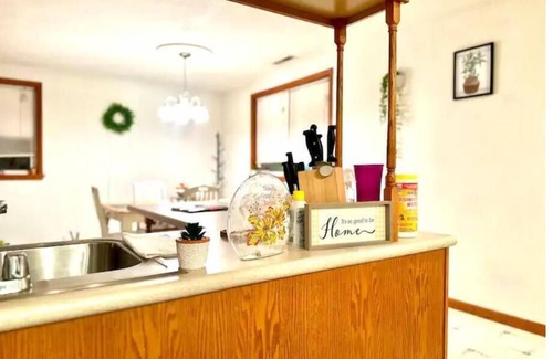 New Philadelphia Apartment | Dover Tower