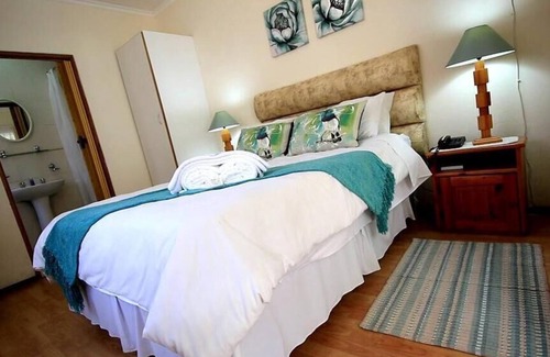Kempton Park Bed & Breakfast | Doves Nest Guest House-45 rooms-Bed and Breakfast