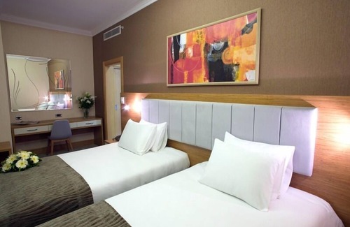 Yunusemre Hotel | dovsOtel