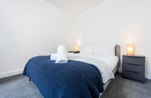 Dowlais Apartment | Dowlais Top by Tŷ SA