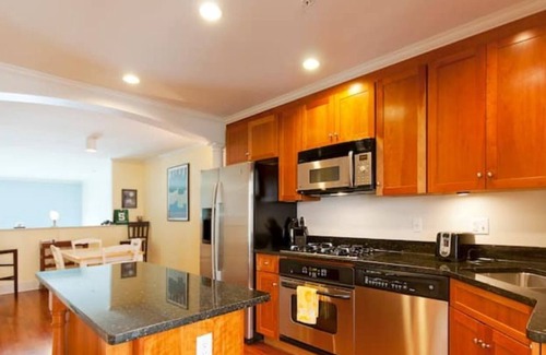 Old West Side House | Downtown Ann Arbor Luxurious Condo