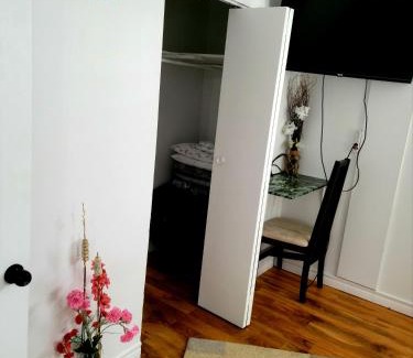 Edmundston Apartment | Downtown apartment next to highway netflix+wifi