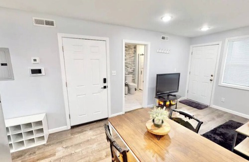 East Boston Condo | Downtown Boston Condo Near City Center w/Wi-Fi and TV Streaming!