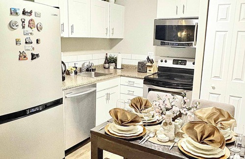 North Central Edmonton Condo | Downtown Condo near Rogers | Parking, Gym, Kitchen