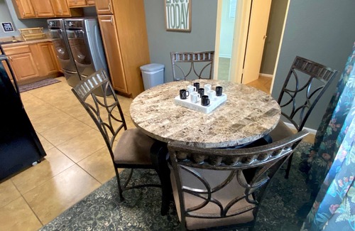 Odessa House | Downtown Cottage walking distance from Medical Center Hospital & Starbucks