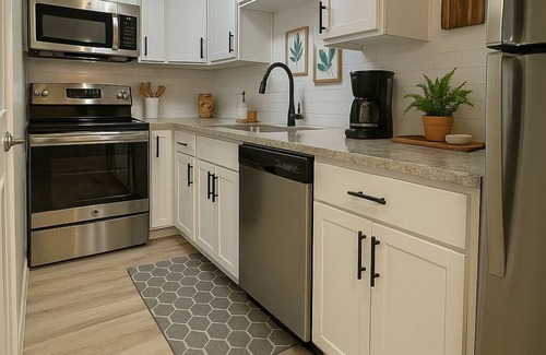 Peak's Suburban Addition Apartment | Downtown Dallas BOHO City GEM LUXE 1BD