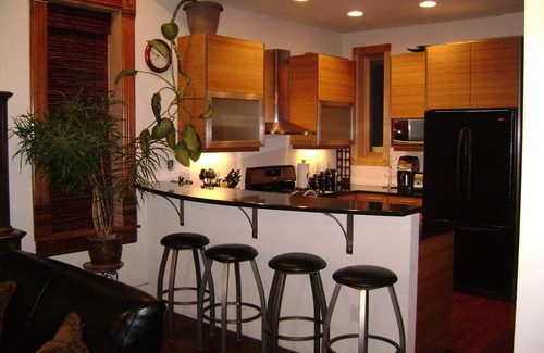 Five Points Apartment | Downtown Denver Victorian Italianate 2-Bedroom Apartment