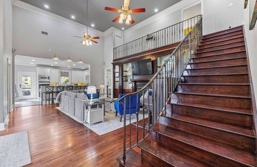 Hammond House | Downtown Estate Luxury Property close to Southeastern