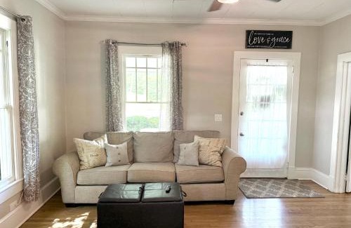 Newton House | Downtown Gem- Walking Distance to Newton Square