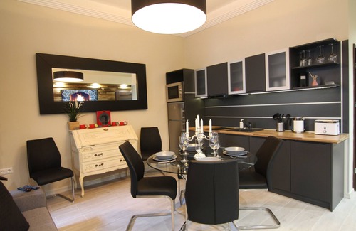 Erzsebetvaros Apartment | Downtown, Grand Deluxe