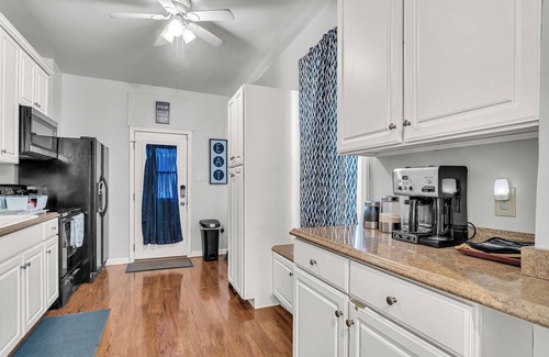 Harrisburg - Hershey House | Downtown Harrisburg Water Front Home - Close to Hersheypark & Farm Show Complex