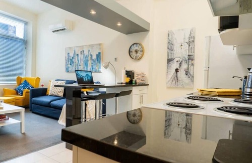 Downtown Winnipeg Condo | Downtown Haven w/WiFi & Rooftop