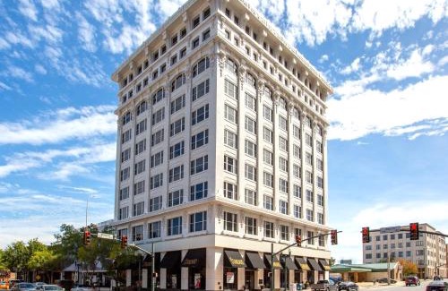 Shreveport Apartment | Downtown Luxury by Suite Nation