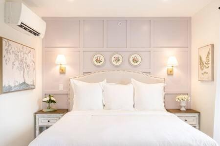 West Dundee Apartment | Downtown Luxury Farmhouse Apartment #3