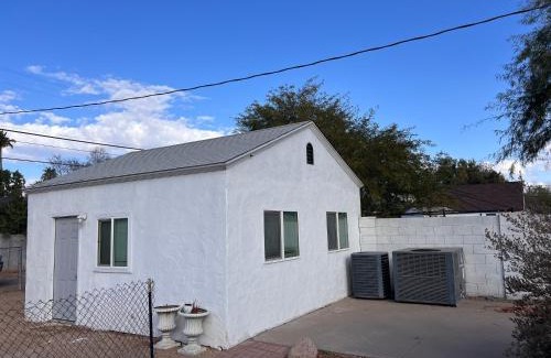 Garfield House | Downtown Private Guesthouse